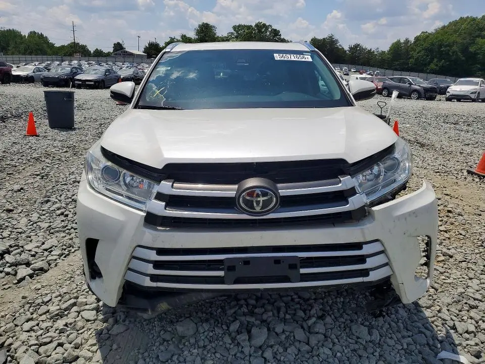2019 TOYOTA HIGHLANDER XLE  