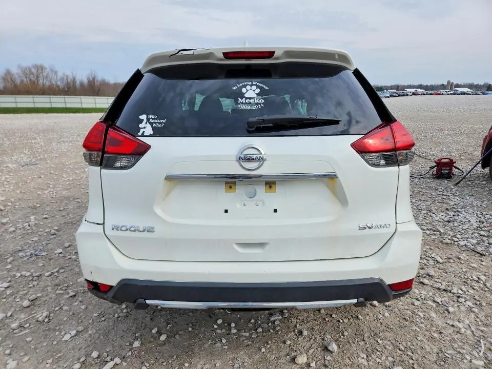2017 NISSAN ROGUE SV  
