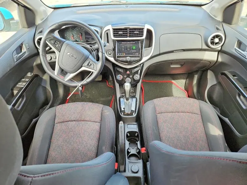 2020 CHEVROLET SONIC LT  