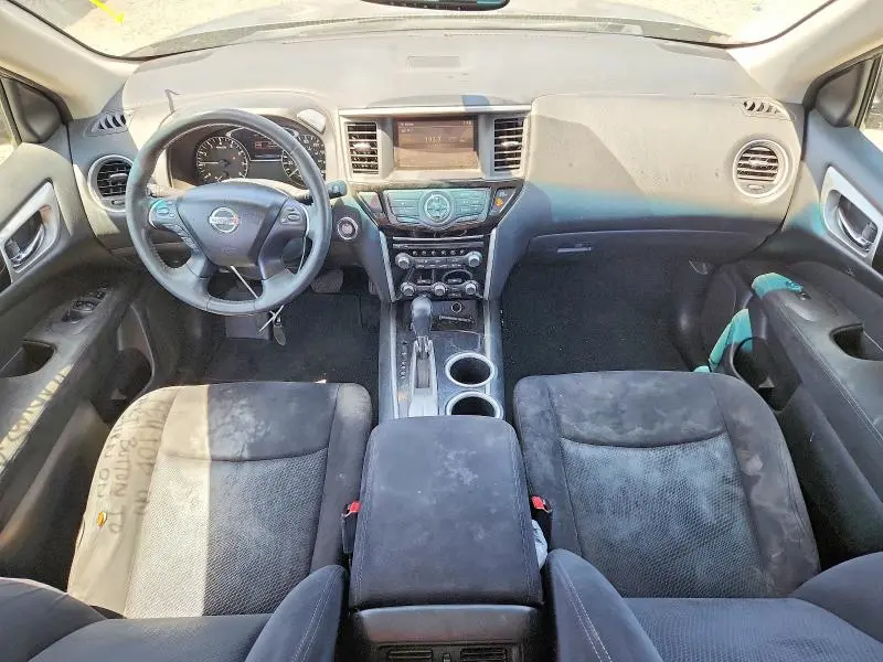 2016 NISSAN PATHFINDER SV  