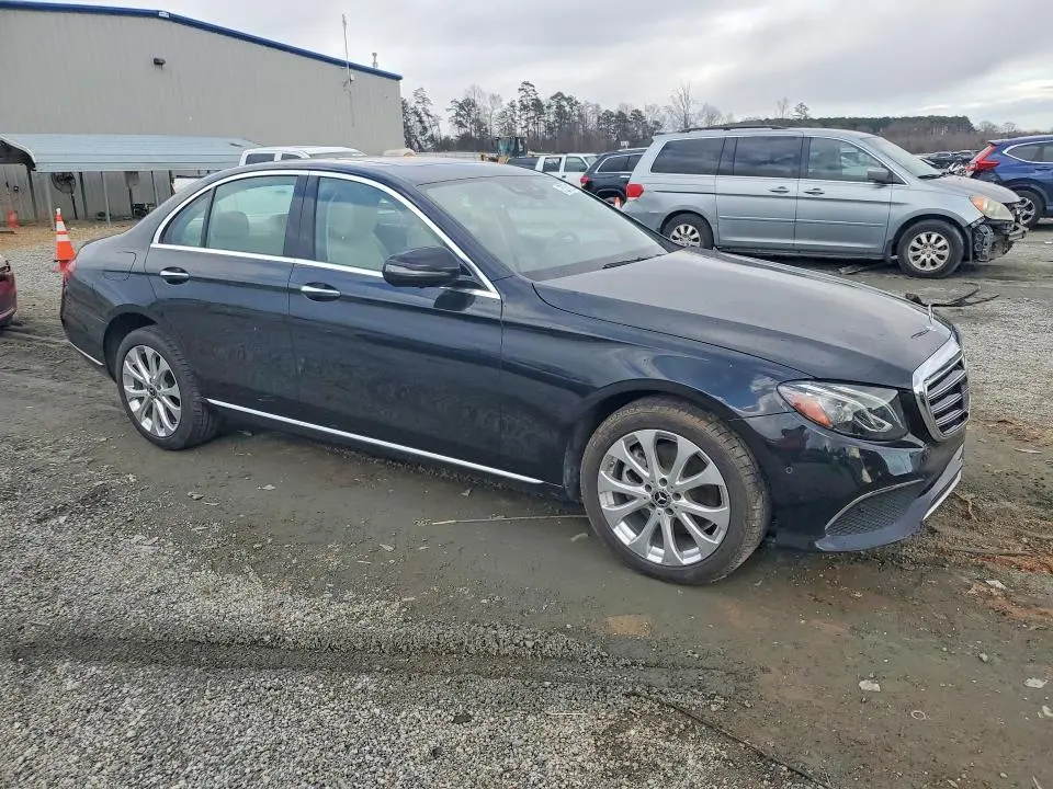 2019 MERCEDES-BENZ E 300 4MATIC  