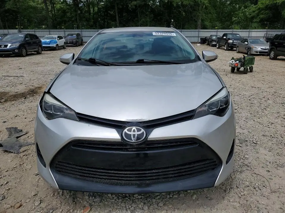 2017 TOYOTA COROLLA SE  