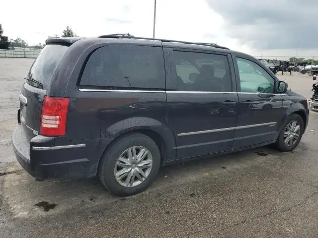 2010 CHRYSLER TOWN & COUNTRY TOURING  