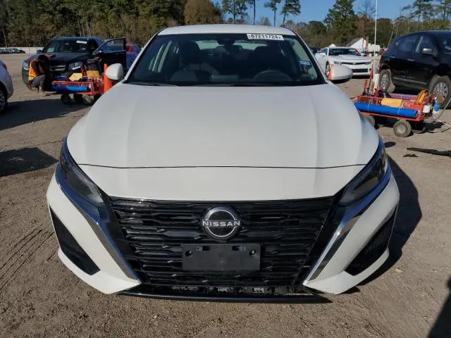 2023 NISSAN ALTIMA SV  
