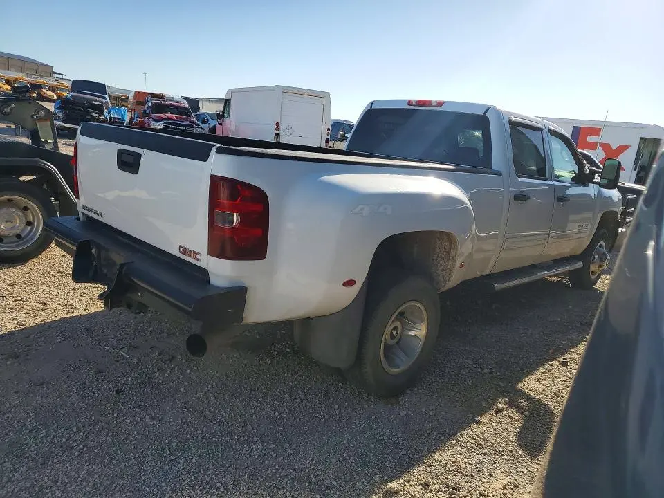 2011 CHEVROLET SILVERADO K3500 LT  