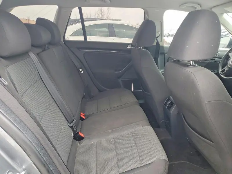 2011 VOLKSWAGEN JETTA S  