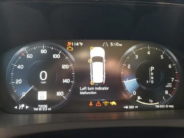 2020 VOLVO XC90 T5 MOMENTUM  