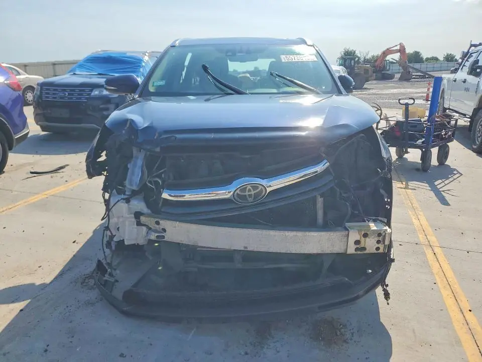 2015 TOYOTA HIGHLANDER   