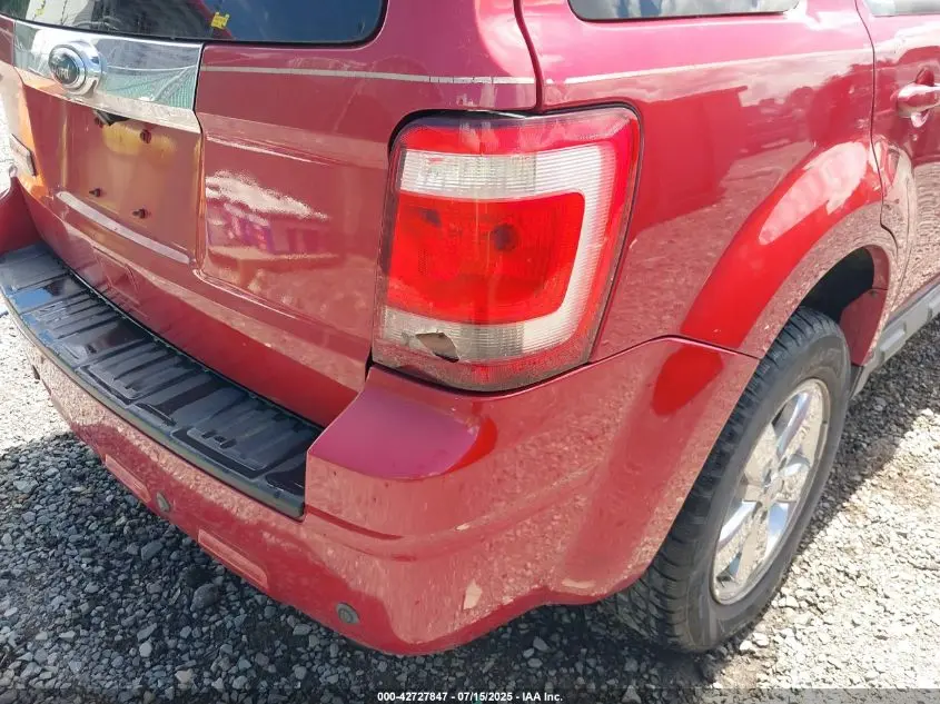 2010 FORD ESCAPE LIMITED