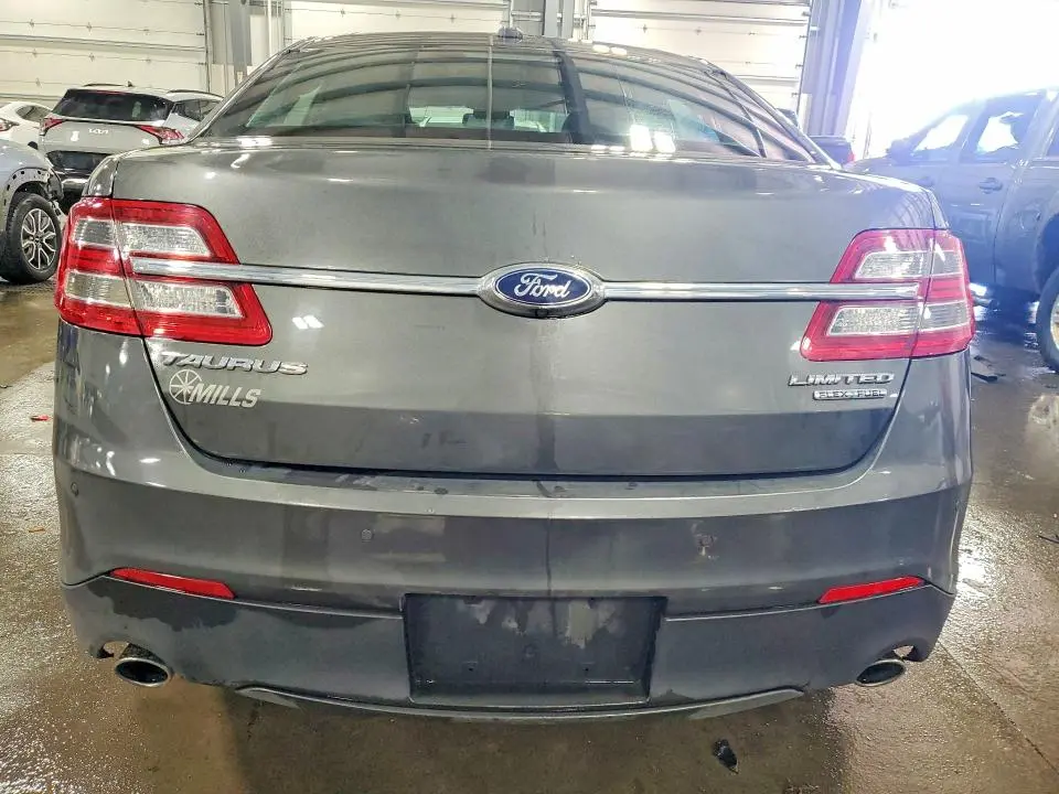 2015 FORD TAURUS LIMITED  