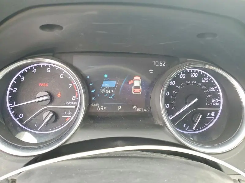 2020 TOYOTA CAMRY SE  
