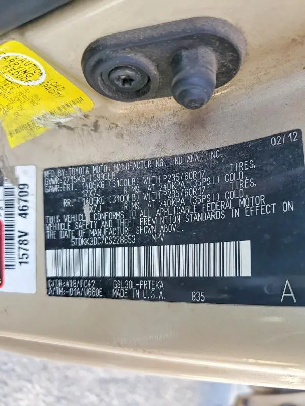 2012 TOYOTA SIENNA LE 8-PASSENGER  