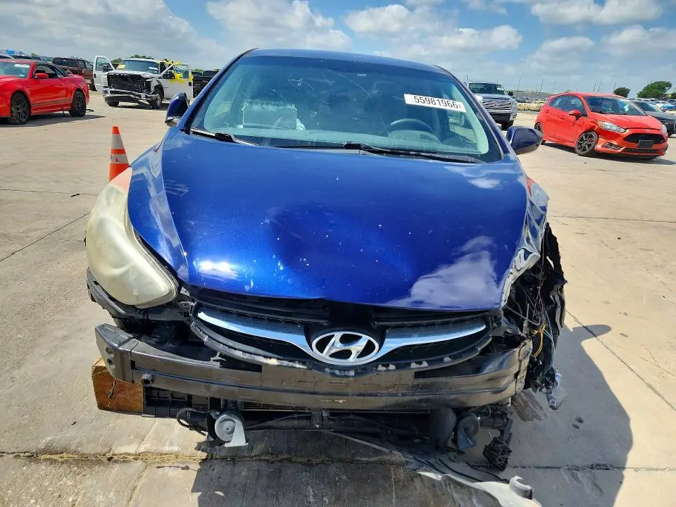 2013 HYUNDAI ELANTRA GLS  