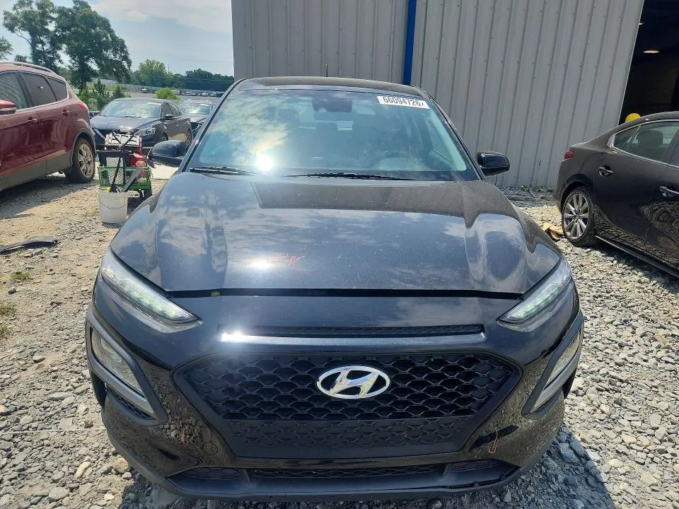 2020 HYUNDAI KONA SE  