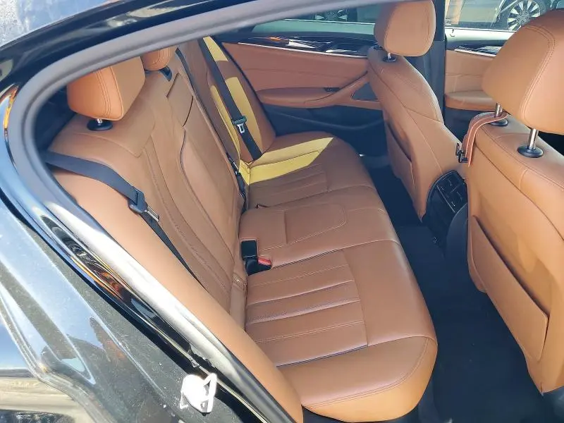 2018 BMW 530E   