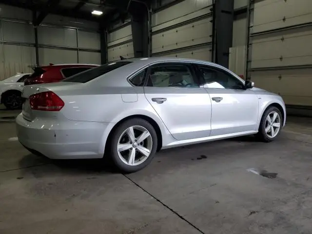 2015 VOLKSWAGEN PASSAT S  