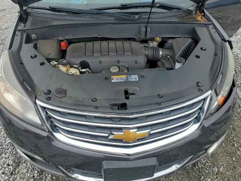 2015 CHEVROLET TRAVERSE LT  