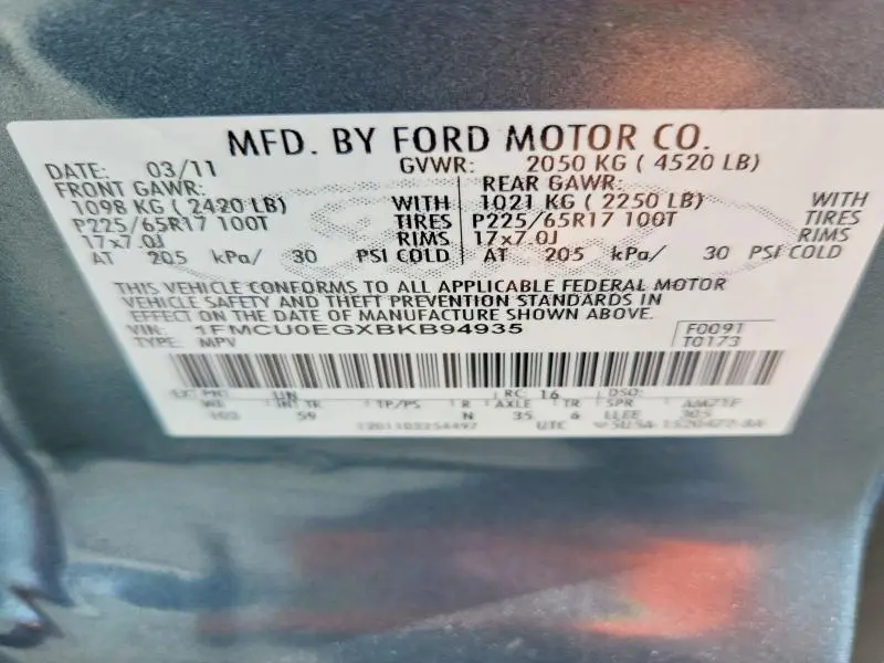2011 FORD ESCAPE LIMITED  