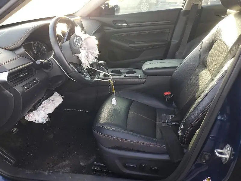2019 NISSAN ALTIMA SR  