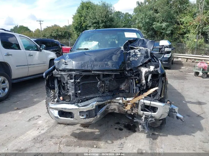 2017 FORD F-250 LARIAT