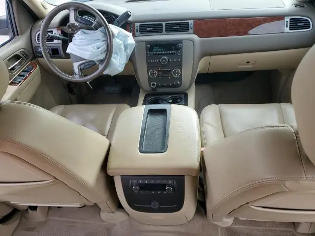 2011 GMC YUKON XL C1500 SLT  