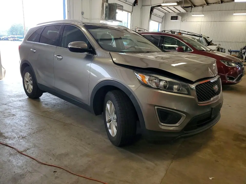 2016 KIA SORENTO LX  