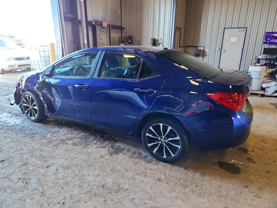 2018 TOYOTA COROLLA SE  