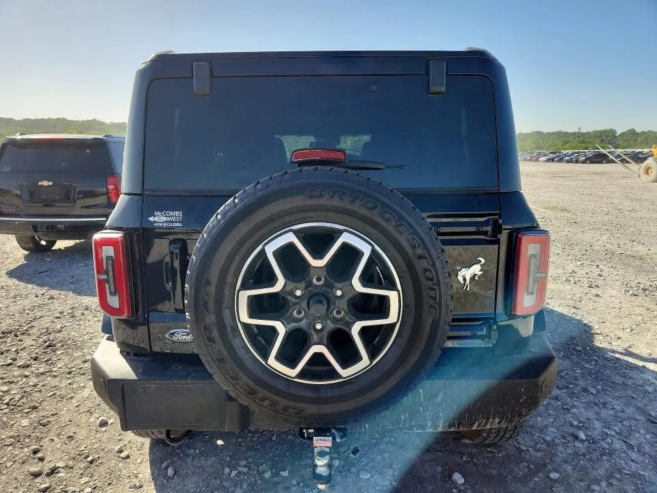 2024 FORD BRONCO OUTER BANKS  