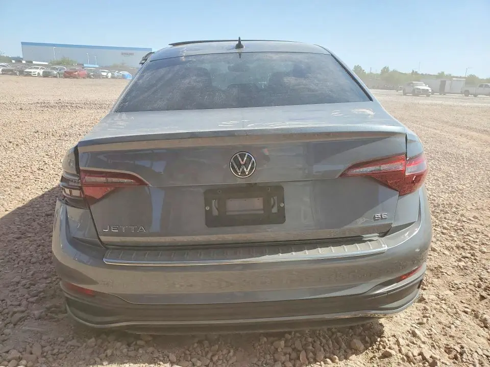 2024 VOLKSWAGEN JETTA SE  