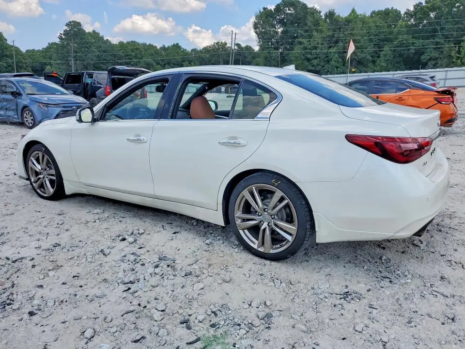 2021 INFINITI Q50 SIGNATURE EDITION  