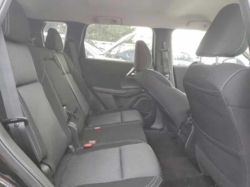 2024 MITSUBISHI OUTLANDER ES  