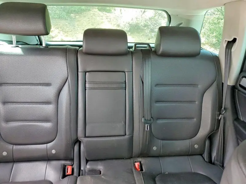 2014 VOLKSWAGEN TOUAREG V6  