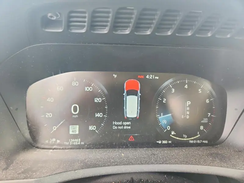 2016 VOLVO XC90 T6  