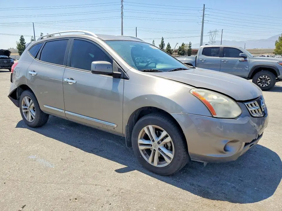 2012 NISSAN ROGUE S  
