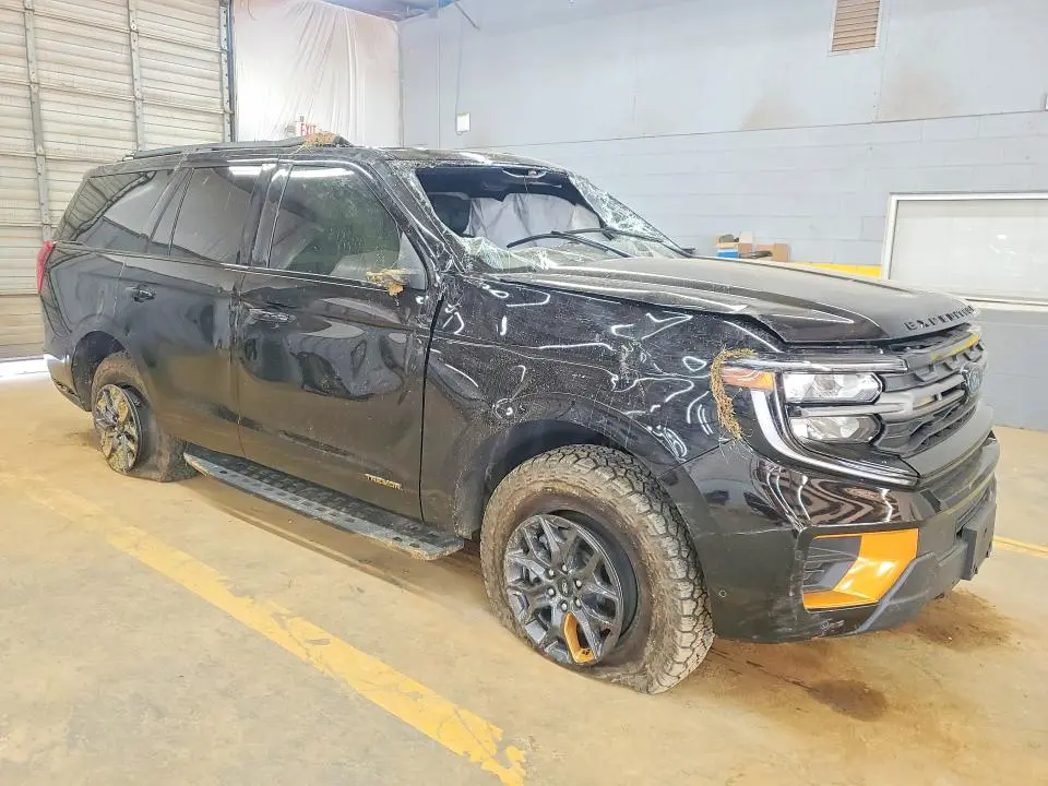 2025 FORD EXPEDITION TREMOR  