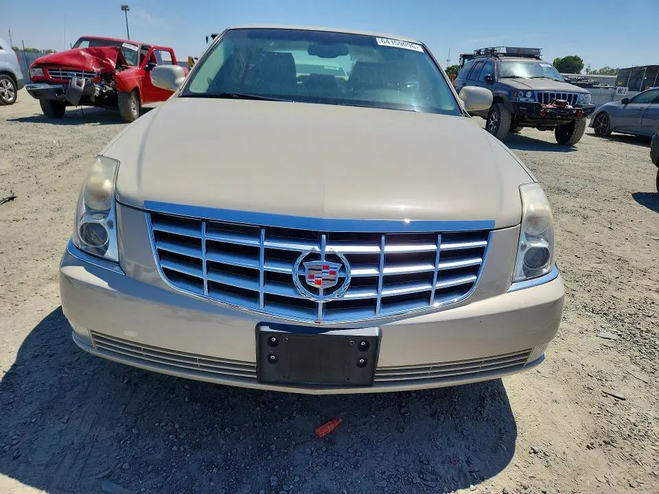 2010 CADILLAC DTS LIVERY  