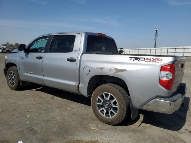 2017 TOYOTA TUNDRA CREWMAX SR5