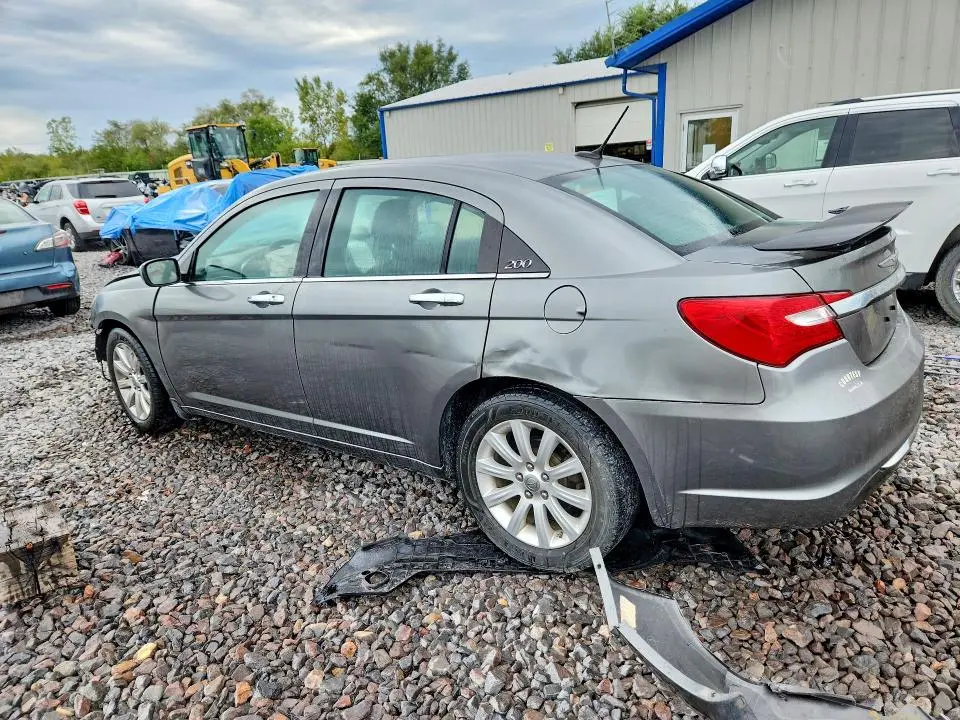 2013 CHRYSLER 200 LIMITED  