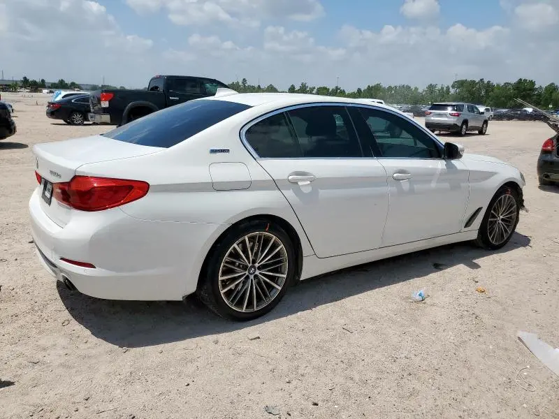 2018 BMW 530E   