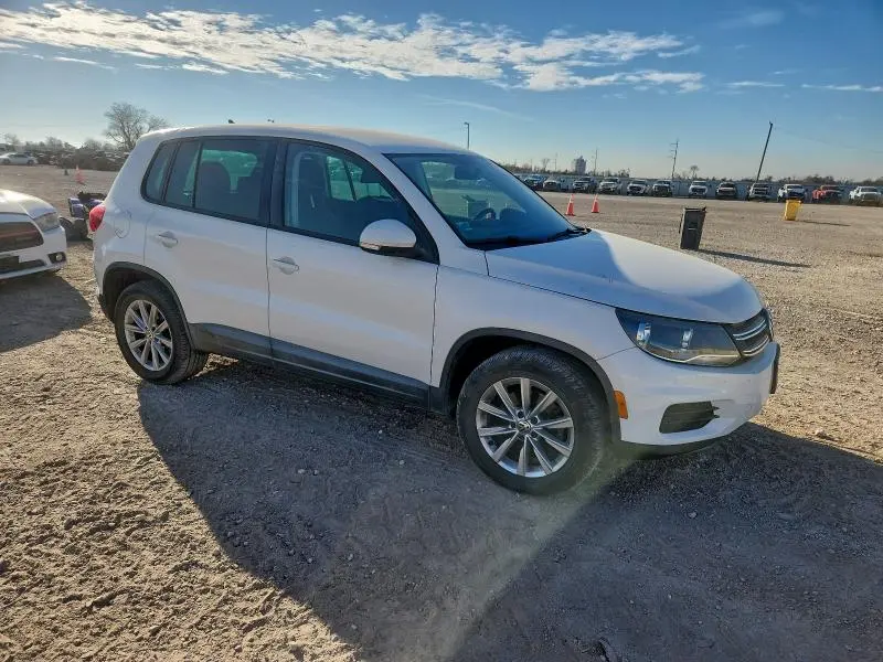 2014 VOLKSWAGEN TIGUAN S  