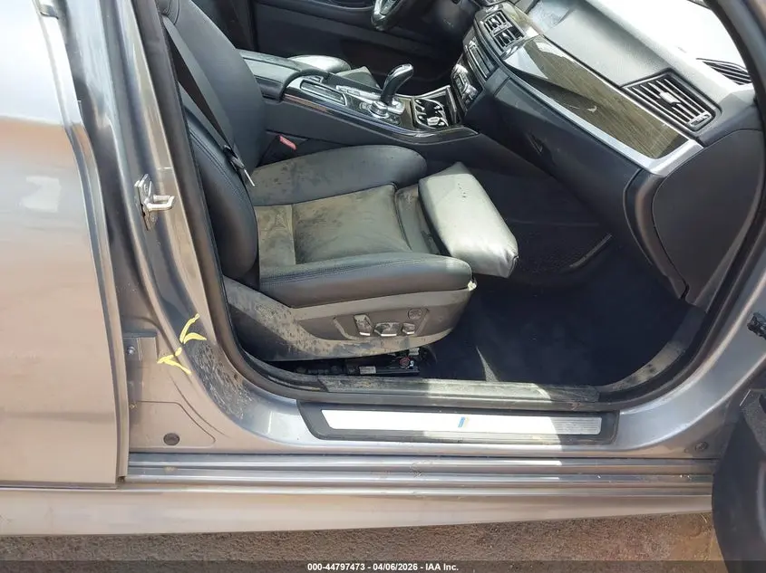 2012 BMW 550I  