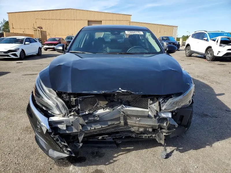 2024 NISSAN ALTIMA SV  