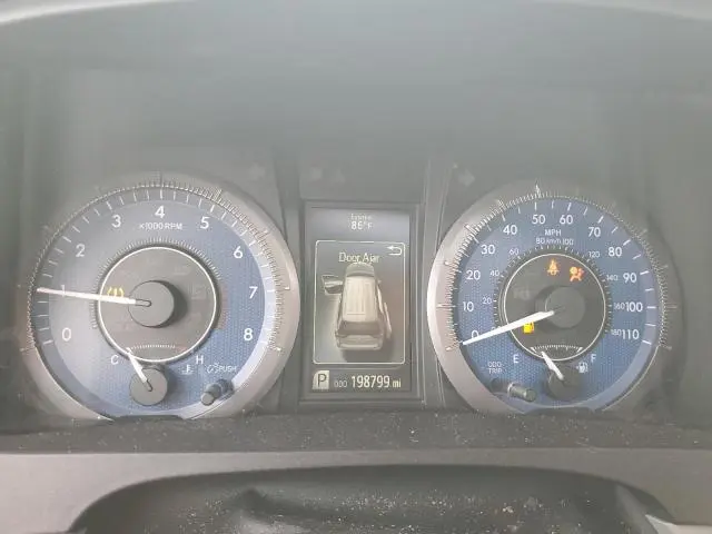2015 TOYOTA SIENNA XLE  