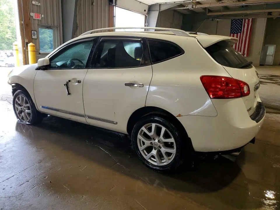 2013 NISSAN ROGUE S  