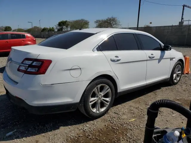 2018 FORD TAURUS SE