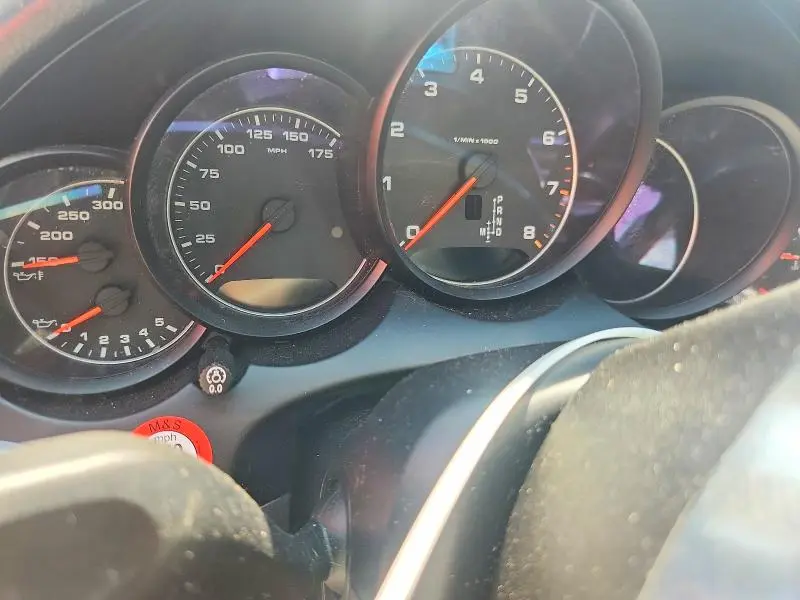 2016 PORSCHE CAYENNE   