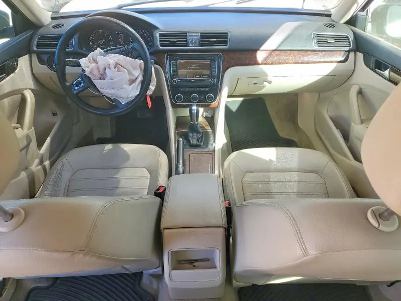 2012 VOLKSWAGEN PASSAT SEL  