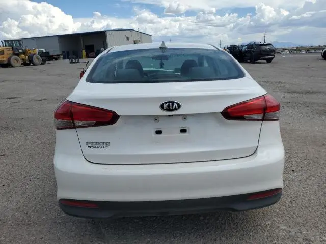 2017 KIA FORTE LX  