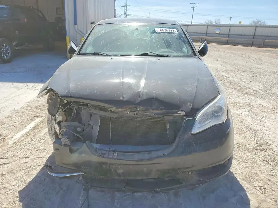 2012 CHRYSLER 200 LX  