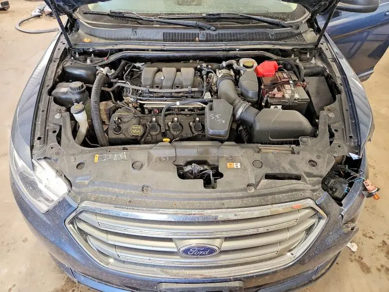 2018 FORD TAURUS SE  